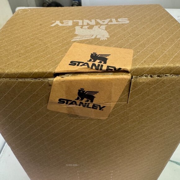 Stanley Flowstate Tumbler The Nightmare Before Christmas NIB - Picture 16 of 16